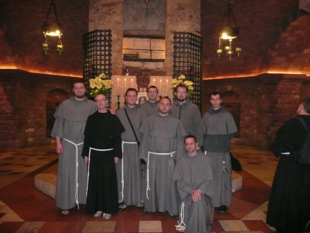 2012-04-00-assisi-11